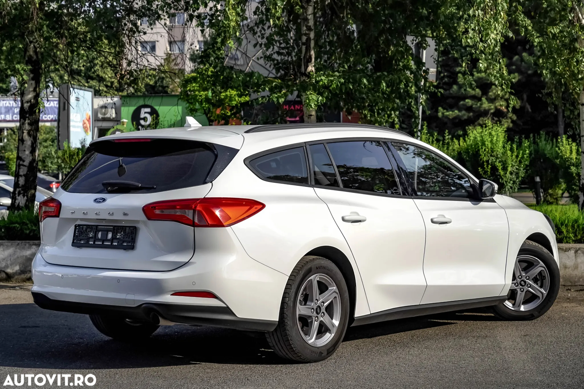 Ford Focus 1.5 EcoBlue Start-Stopp-System COOL&CONNECT - 8