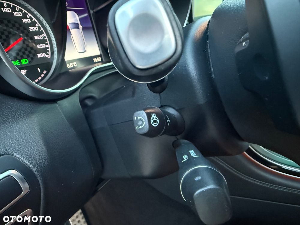 Mercedes-Benz GLC AMG 43 4Matic 9G-TRONIC - 17