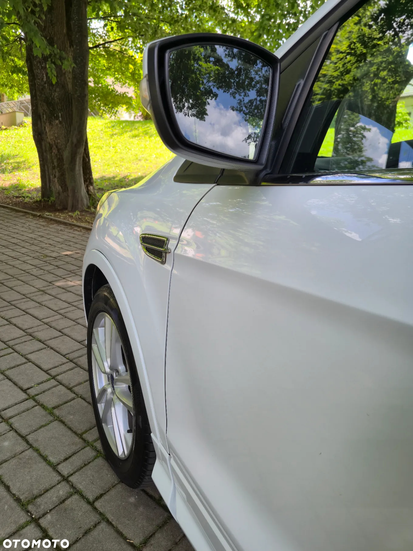 Ford Kuga 2.0 TDCi 2x4 ST-Line - 12