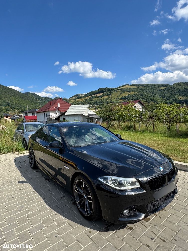 BMW Seria 5 525d xDrive - 2