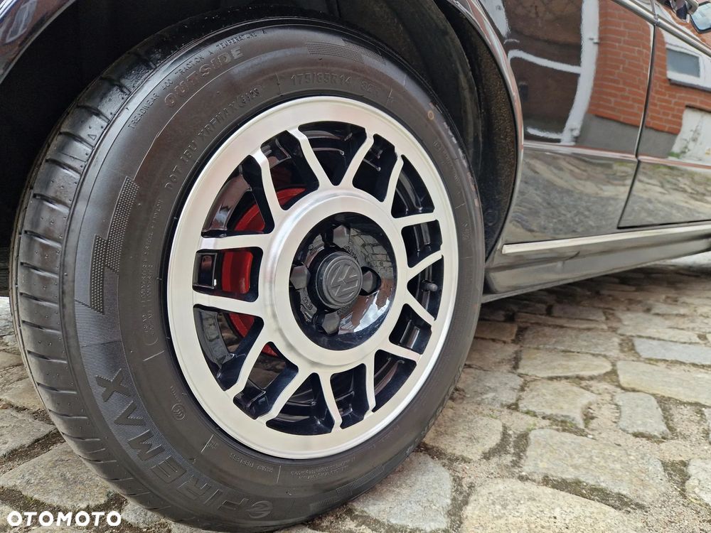 Volkswagen Golf - 23