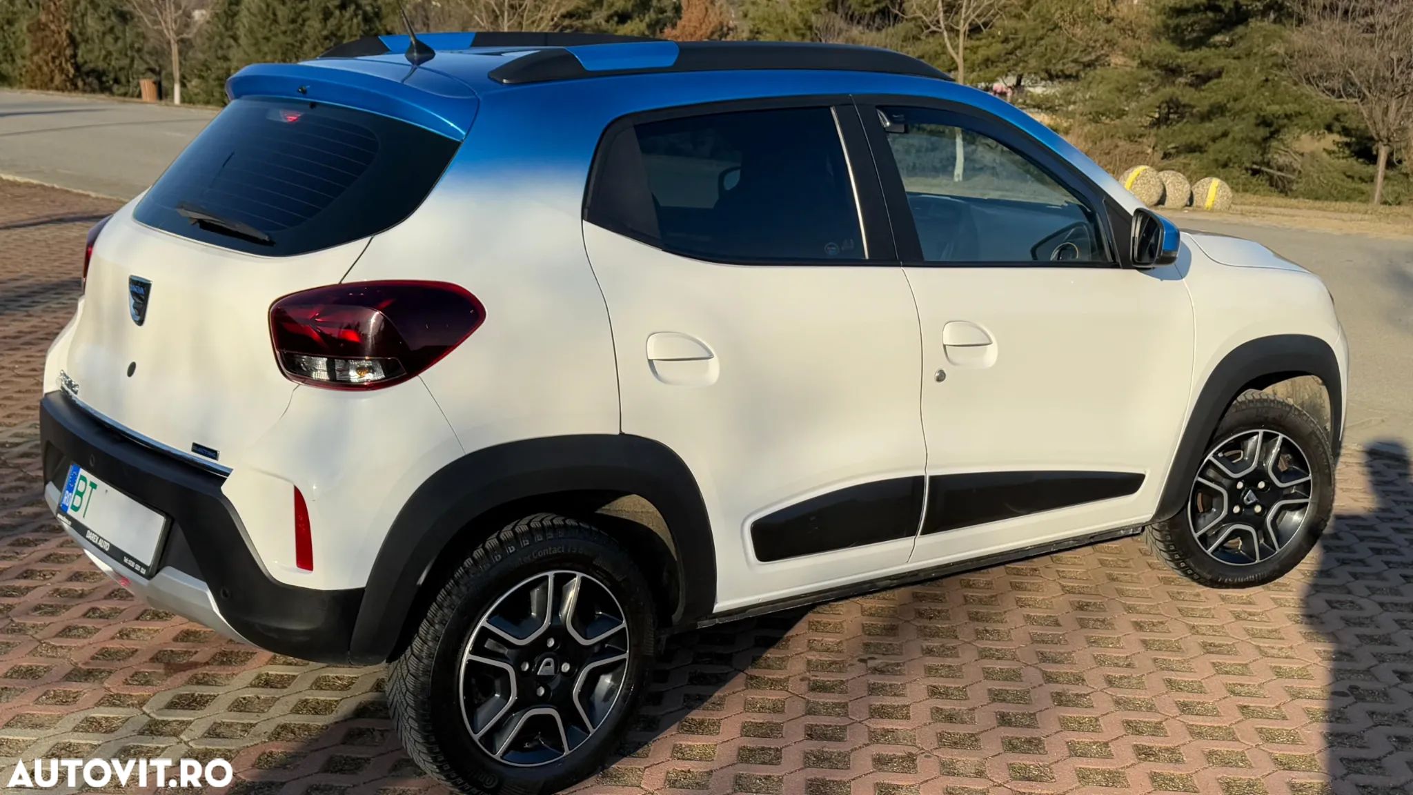 Dacia Spring Cargo Electric 45 (33kW) - 1