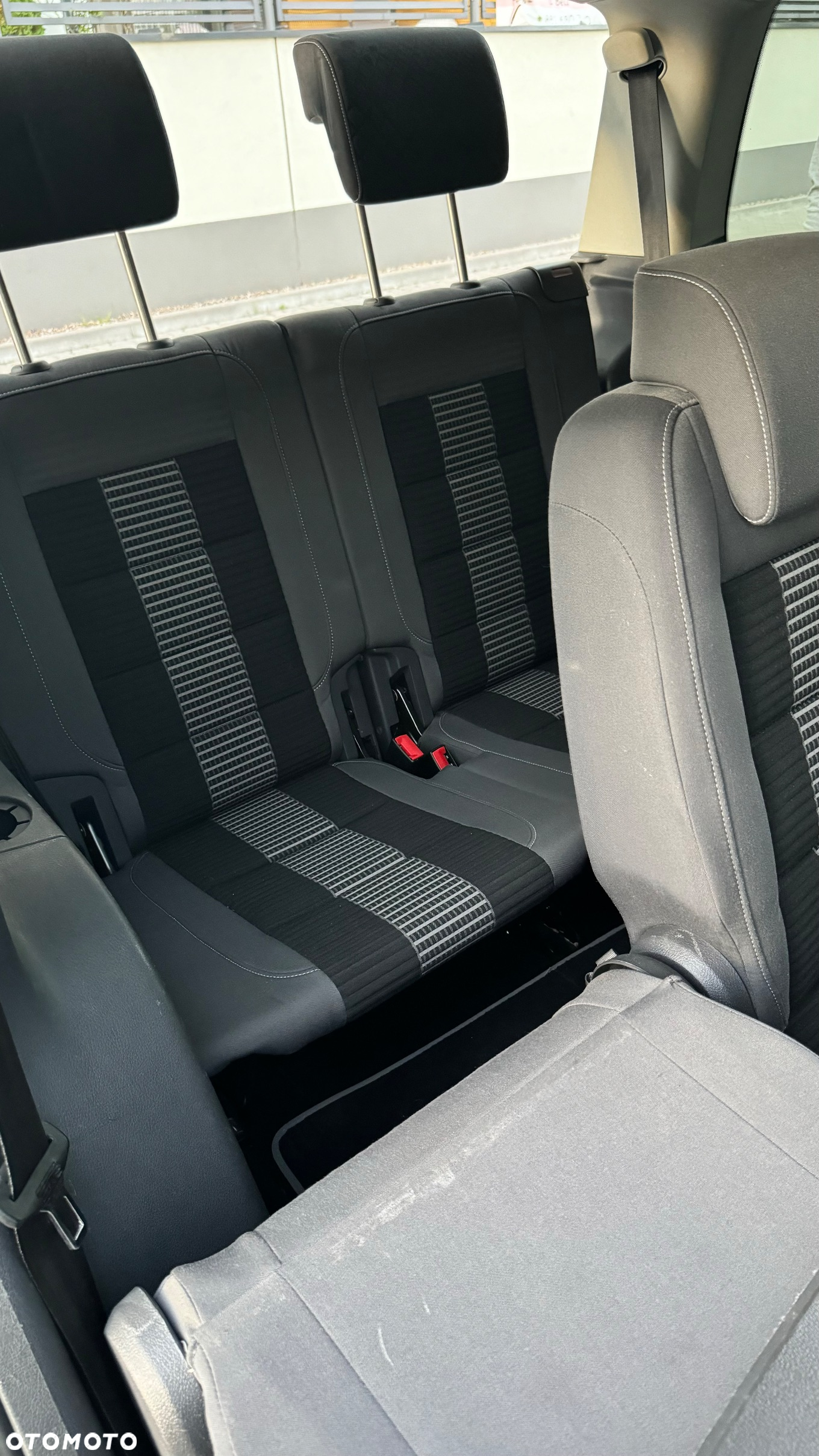 Volkswagen Touran 1.6 - 10