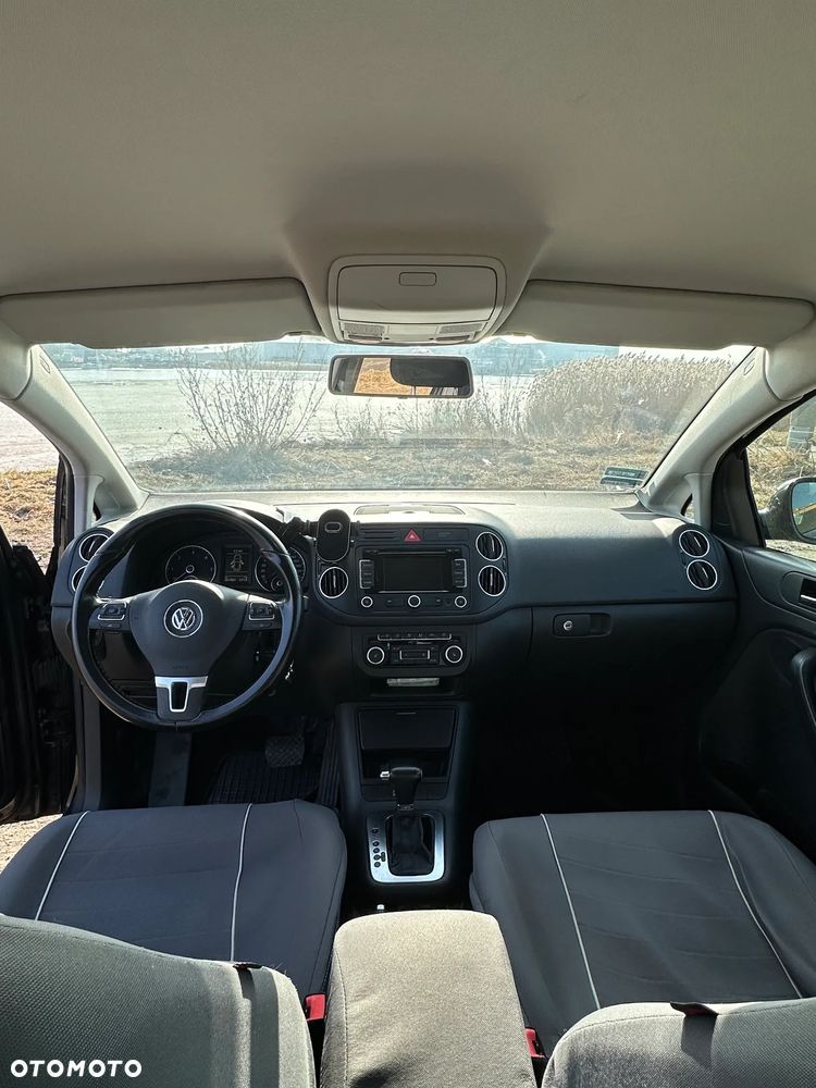 Volkswagen Golf Plus - 10