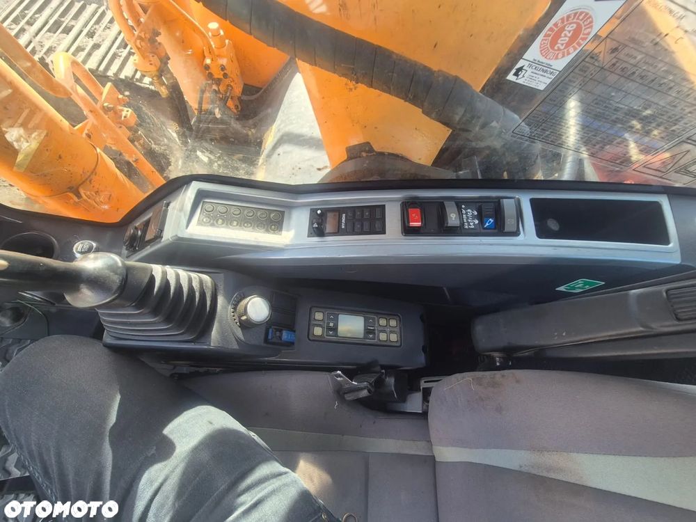 Hyundai EXCAVATOR  ROBEX 260 NLC-9A R260LC - 5