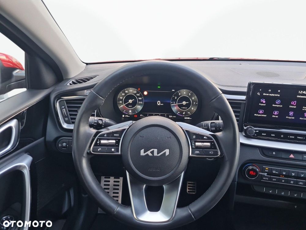 Kia Ceed 1.5 T-GDI Business Line - 14