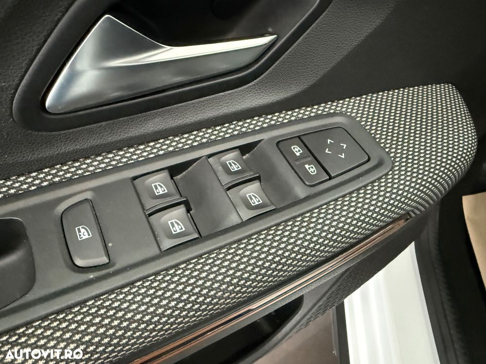 Dacia Sandero TCe 90 MT6 Comfort - 18