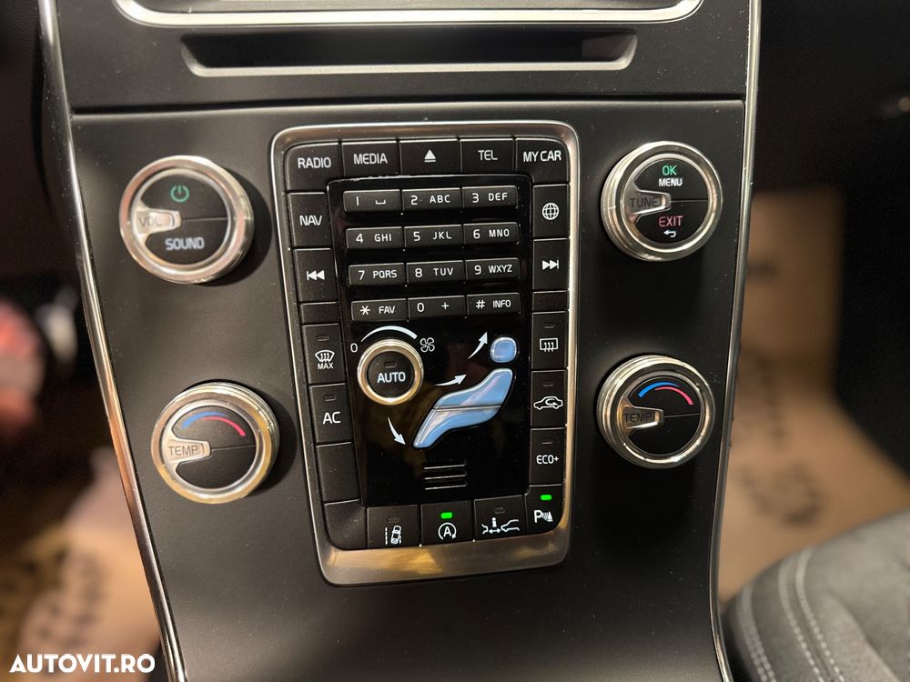 Volvo V60 D3 Geartronic Kinetic - 17