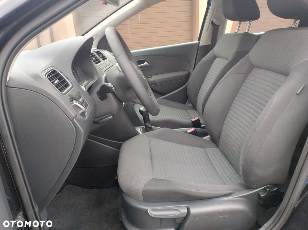 Volkswagen Polo 1.4 16V Comfortline - 21