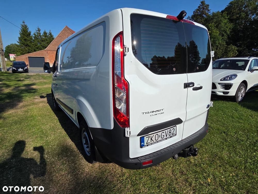 Ford TRANSIT CUSTOM - 6