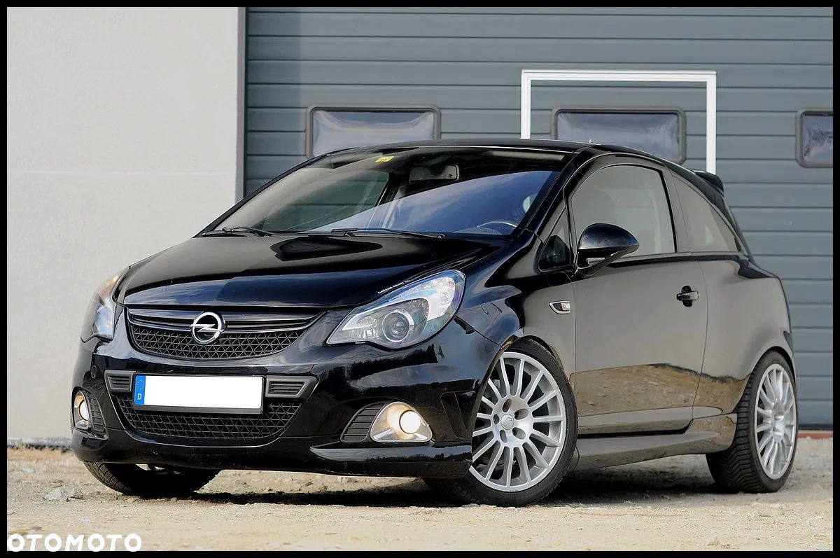 Opel Corsa 1.6 Turbo OPC - 1