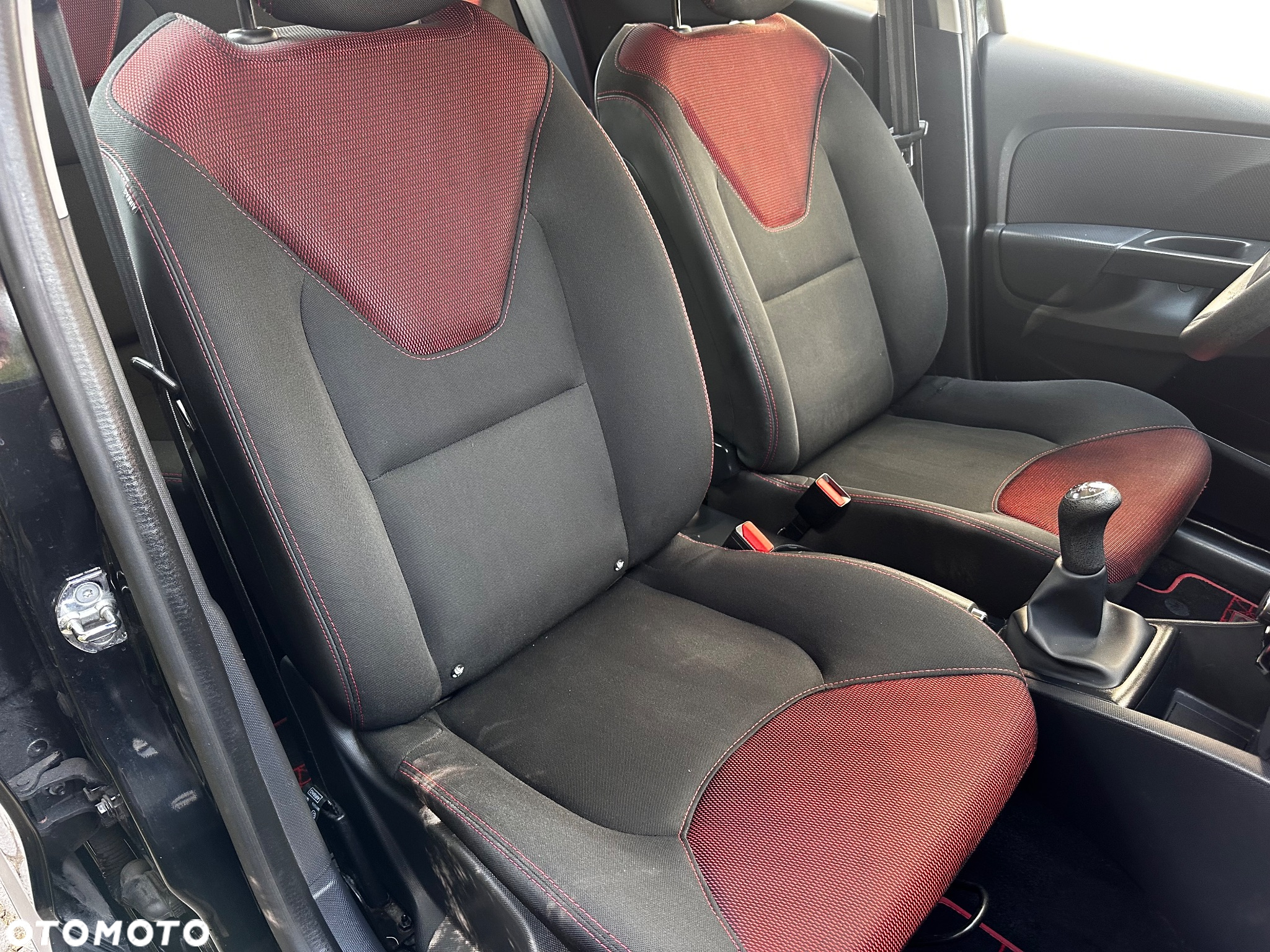Renault Clio - 33