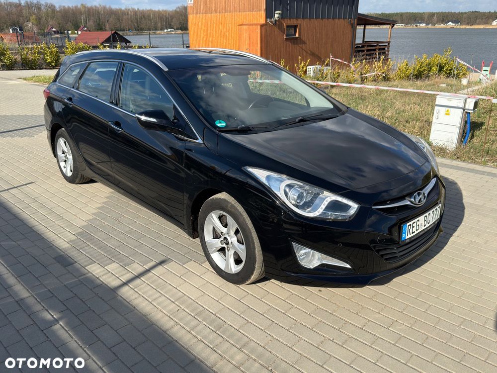 Hyundai i40 i40cw 1.7 CRDi Fifa World Cup Edition - 18