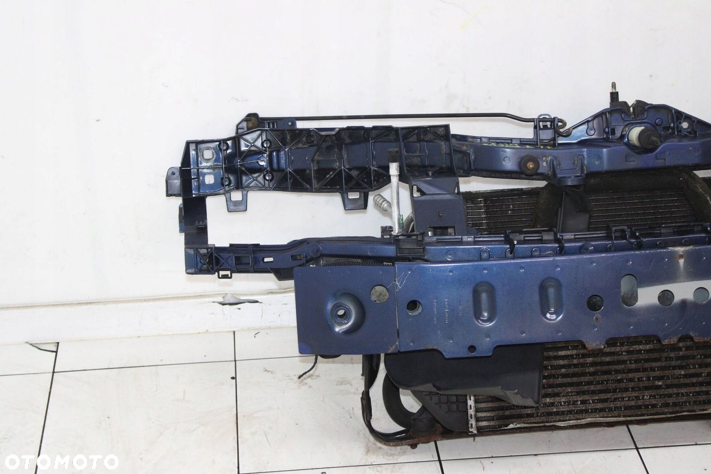 PAS PRZEDNI CHŁODNICE BELKA FORD FOCUS MK2 LIFT 2007R- 1.6 TDCI - 2