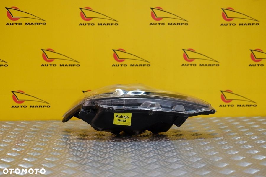 TOYOTA SCION TC 2011- REFLEKTOR LAMPA PRZÓD R USA - 4