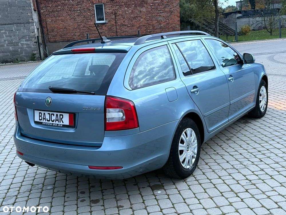 Skoda Octavia Combi 1.4 TSI Ambiente Green tec - 6