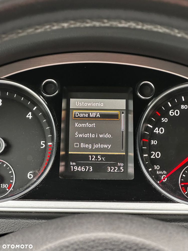 Volkswagen Passat 2.0 TDI DSG BlueMotion Technology Highline - 21