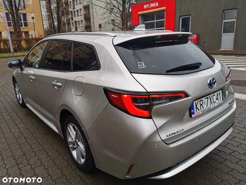 Toyota Corolla 1.8 Hybrid Comfort - 4