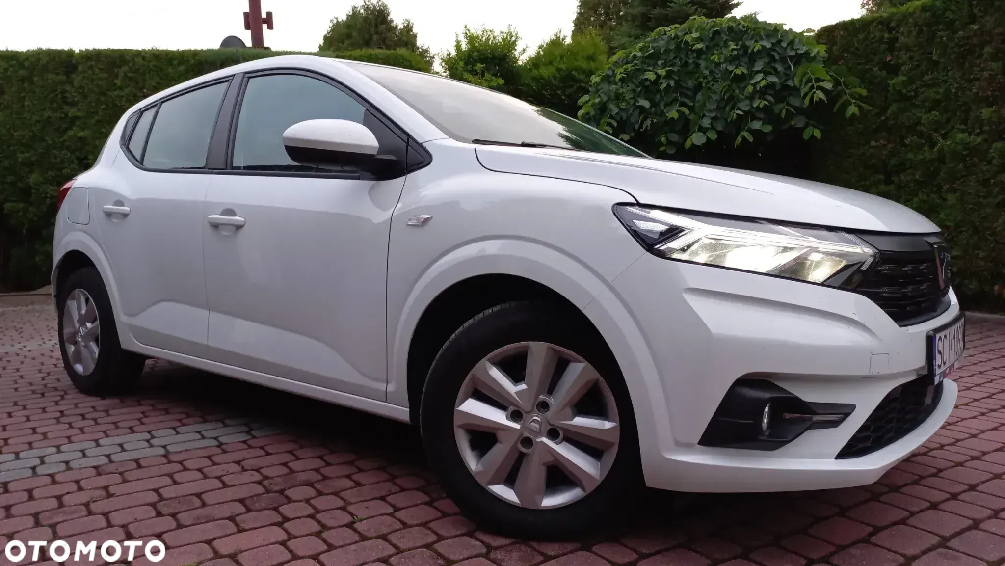 Dacia Sandero 1.0 TCe Laureate S&S - 3