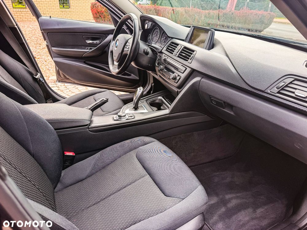 BMW Seria 3 - 27
