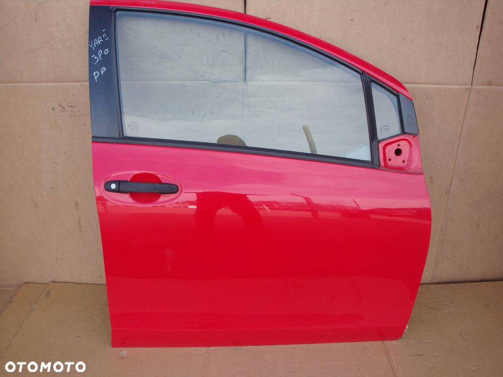 TOYOTA YARIS II 06-11 DRZWI PRAWE PRZEDNIE LAKIER 3P0