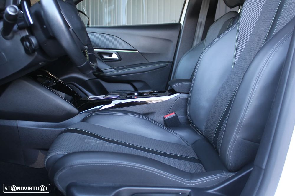 Peugeot 208 PureTech 100 EAT8 GT Pack - 7