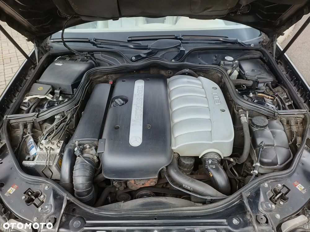 Mercedes-Benz Klasa E - 11
