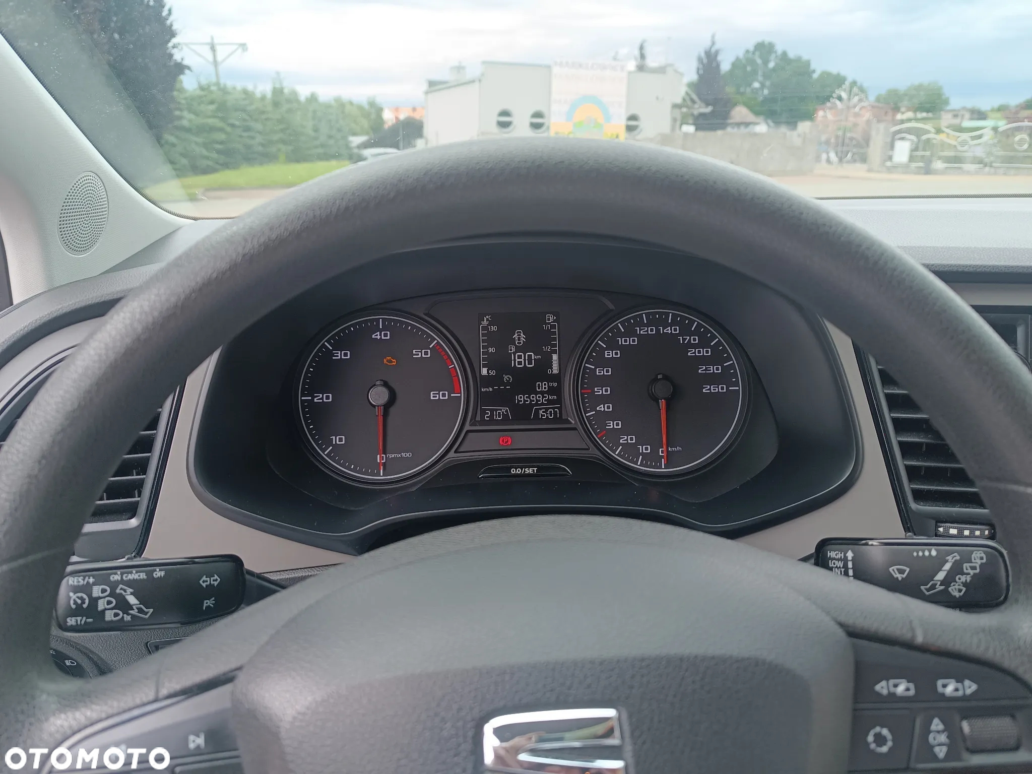 Seat Leon 1.6 TDI Entry - 8