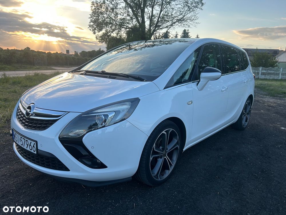 Opel Zafira - 1