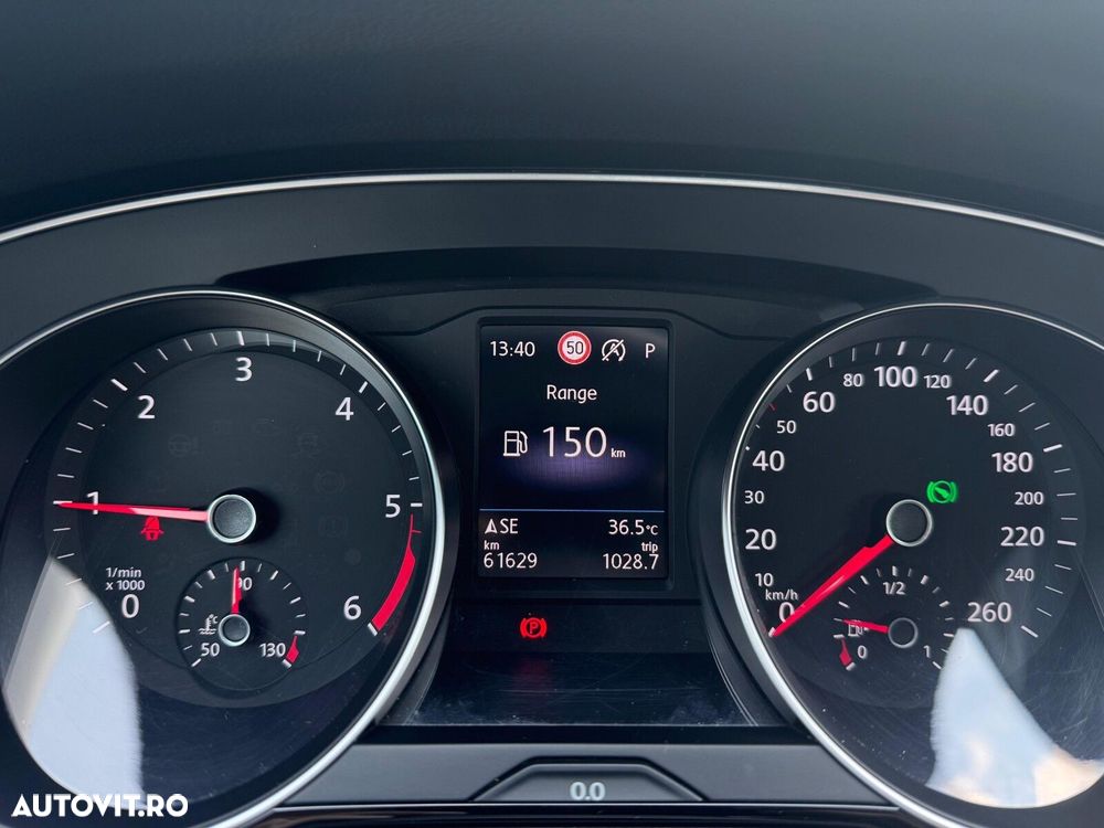 Volkswagen Passat - 8