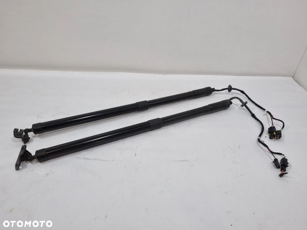 CITROEN C4 PICASSO SIŁOWNIK KLAPY BAGAŻNIKA ELEKTRYCZNY LEWY PRAWY 9804067980 9804069880 - 1