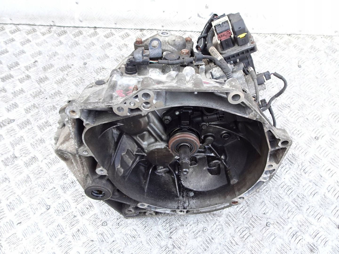 Skrzynia KPL. PółAutomat Peugeot 3008 5008 1.6 e-HDI 20DR20 - 1