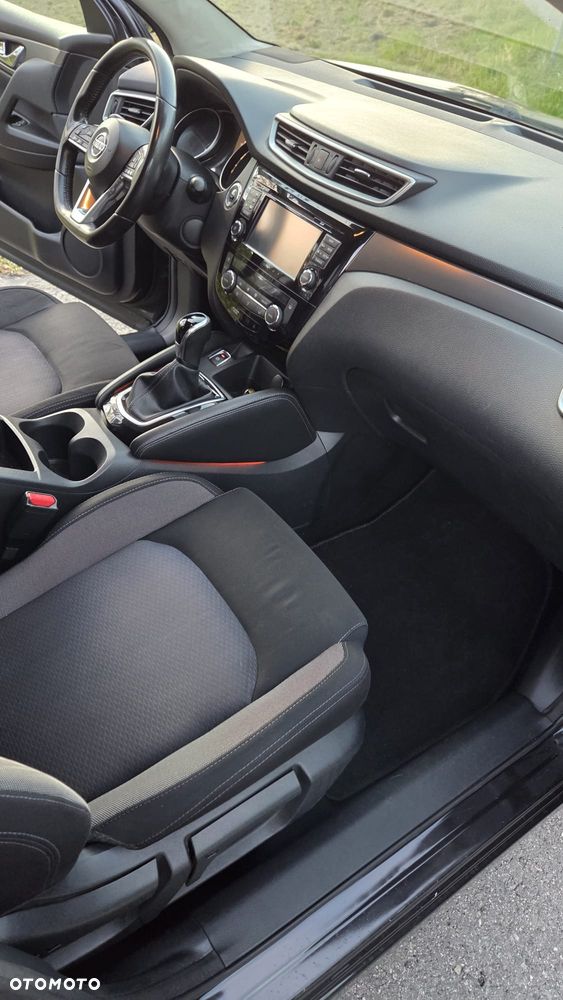 Nissan Qashqai 1.6 DCi Xtronic TEKNA - 20