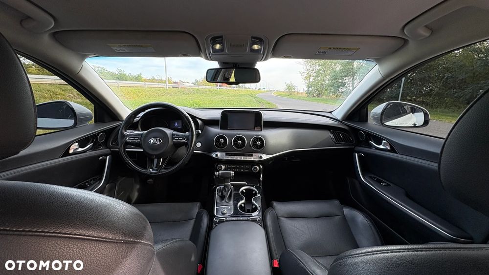 Kia Stinger 2.0 T-GDI L - 9