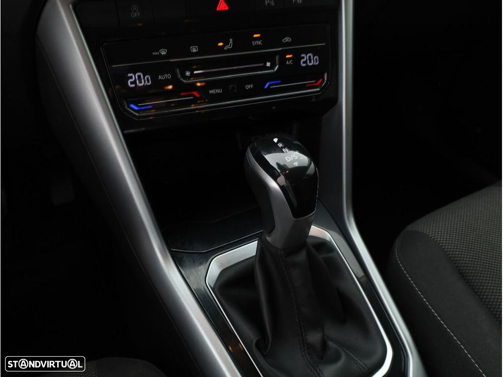 VW T-Roc 1.5 TSI Life DSG - 19