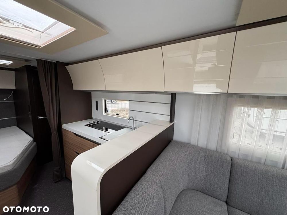 Adria Alpina 573UP Zimowa - 12