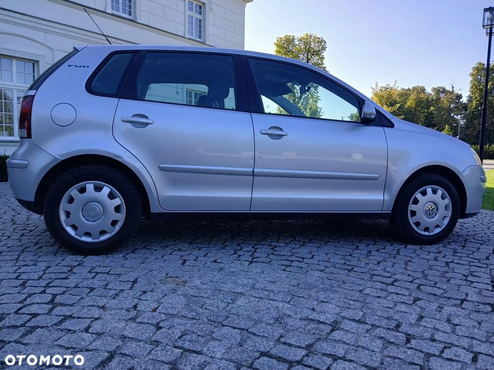 Volkswagen Polo - 36