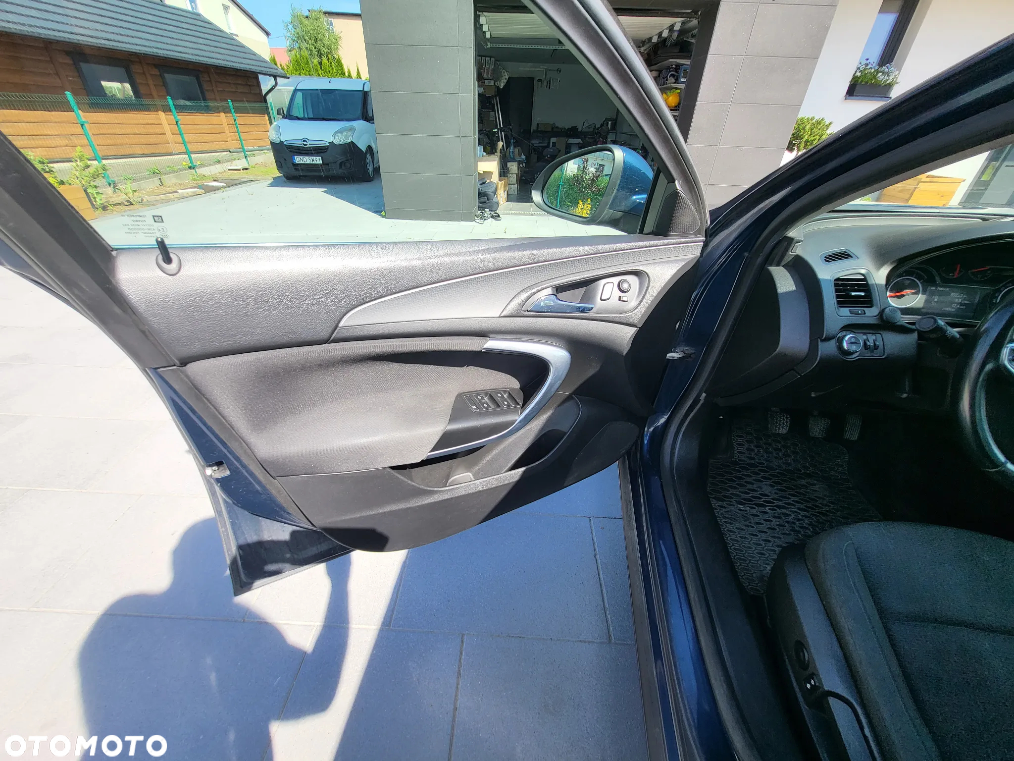 Opel Insignia - 18
