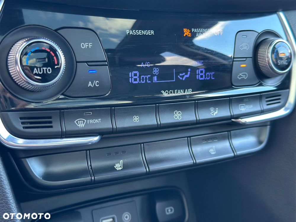 Hyundai Santa Fe 2.0 T Sport Utility 2WD - 16