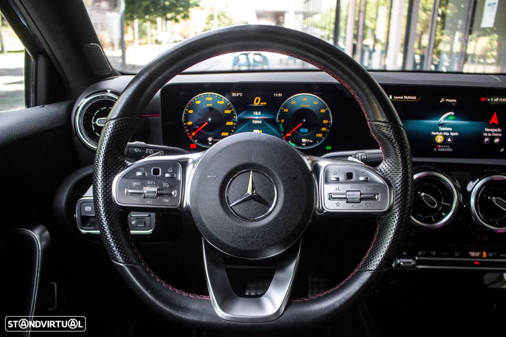 Mercedes-Benz A 250 e AMG Line - 13