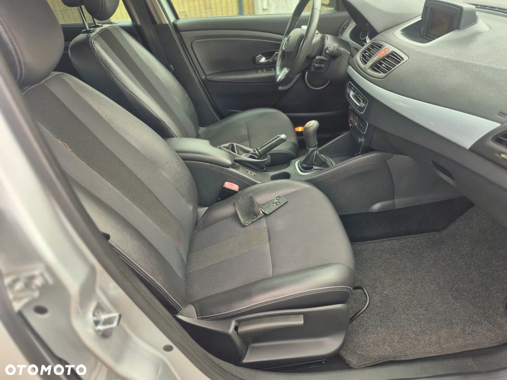 Renault Fluence 1.6 16V 110 Expression - 17