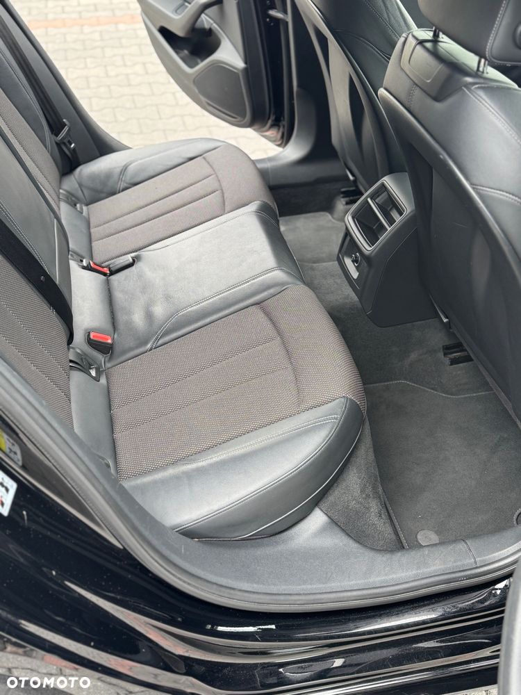 Audi A4 Avant 2.0 TFSI ultra S tronic sport - 23