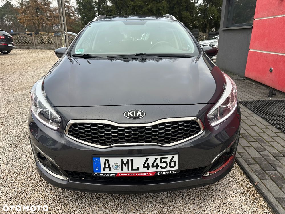 Kia Ceed 1.6 GDI Dream Team Edition - 7
