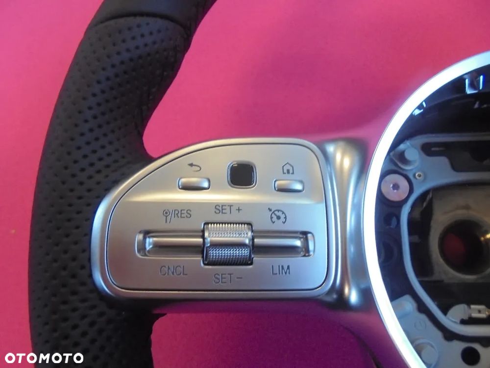 MERCEDES CLS W257 AMG KIEROWNICA - 2