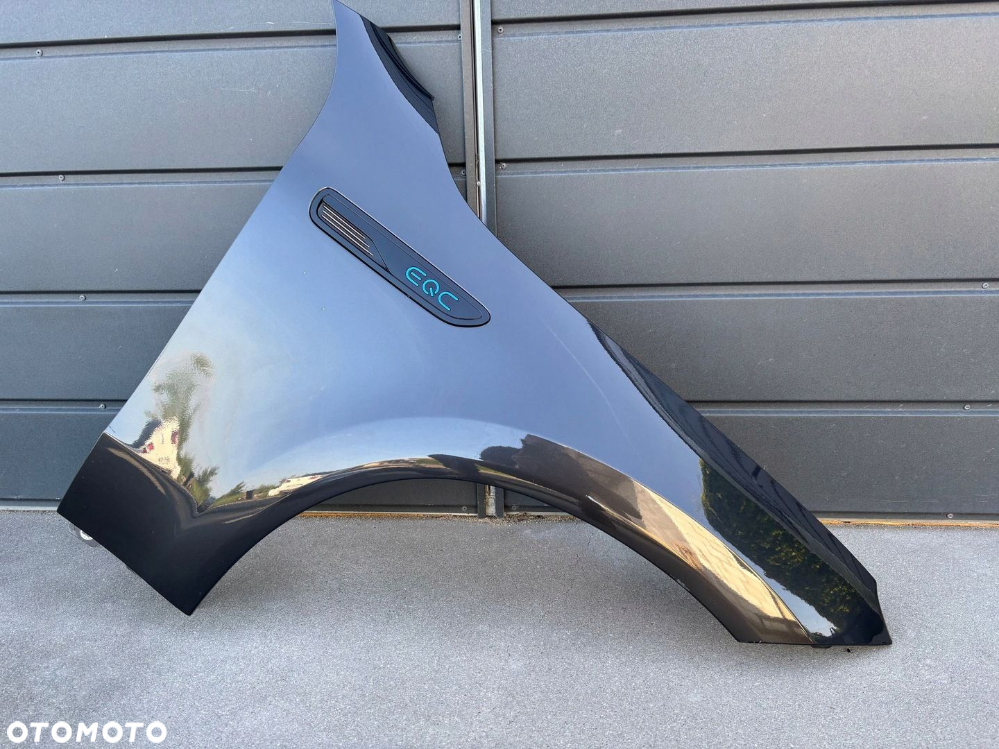 MERCEDES EQC W293 BŁOTNIK PRAWY PRZEDNI ORYG. ŁADNY - 5