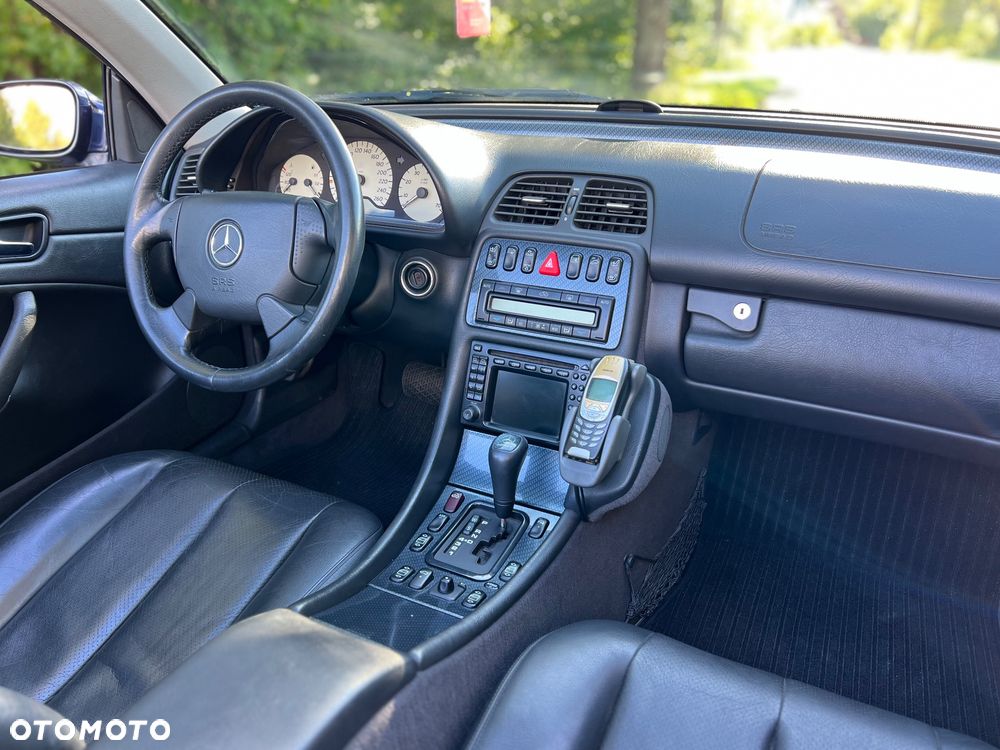 Mercedes-Benz CLK - 29