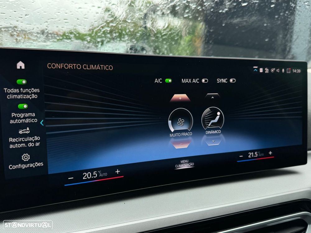 BMW 330 e Touring Corporate Edition Auto - 51