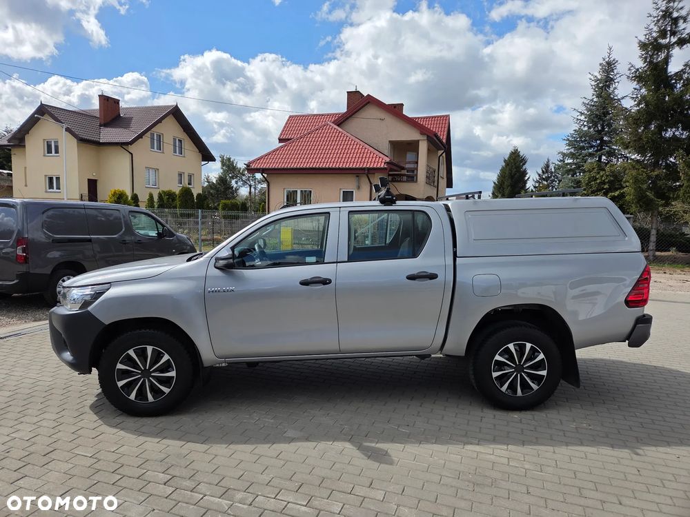 Toyota Hilux 2.4 D-4D Double Cab DLX 4x4 - 2