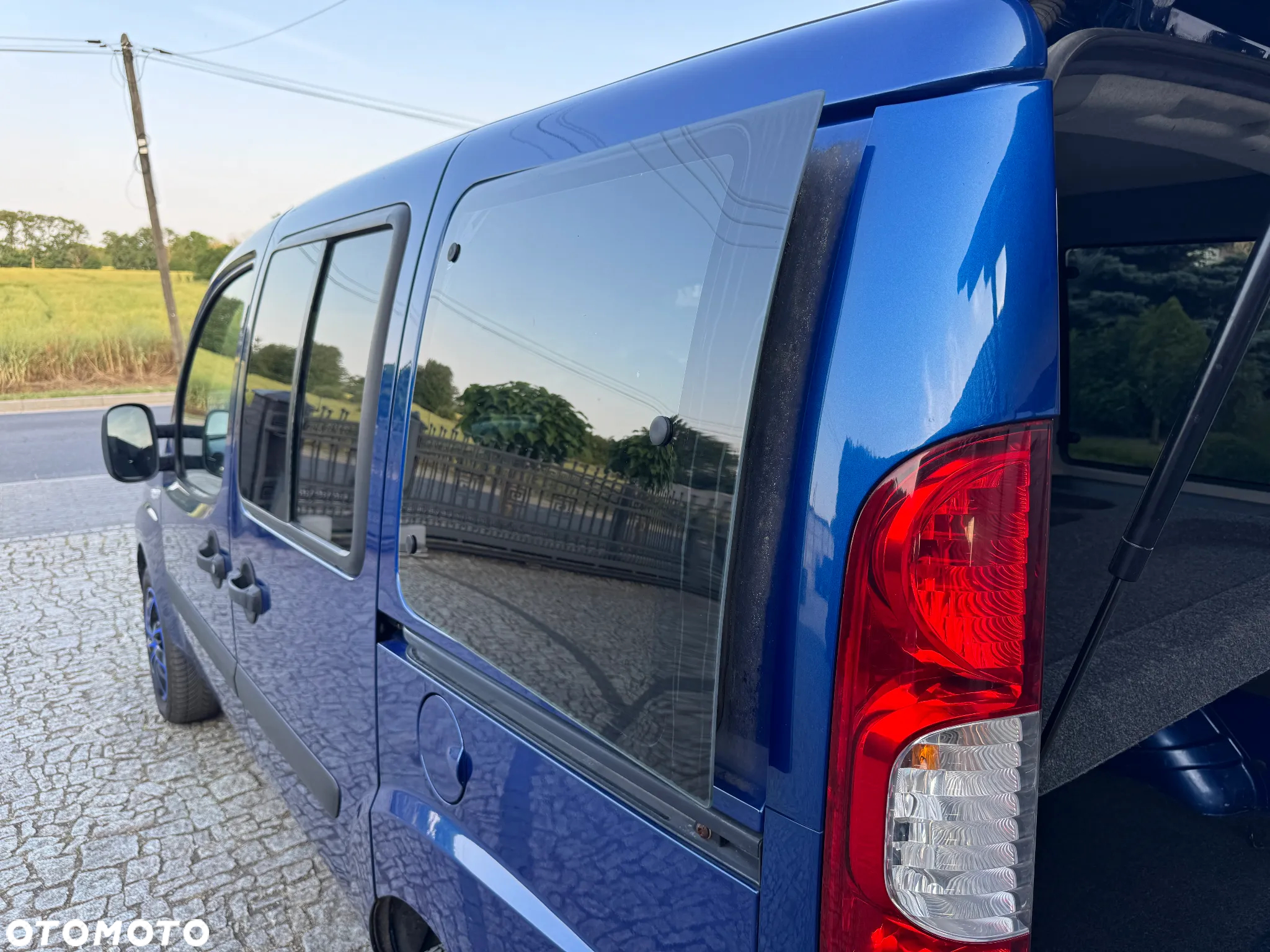 Fiat Doblo 1.4 8V Family - 14