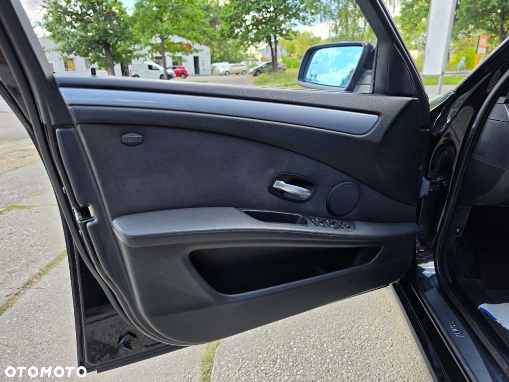 BMW Seria 5 - 25